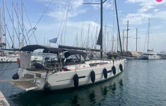 dufour 560