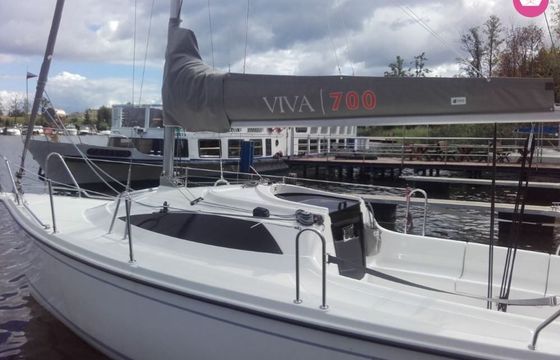 i-yacht sasanka viva 700
