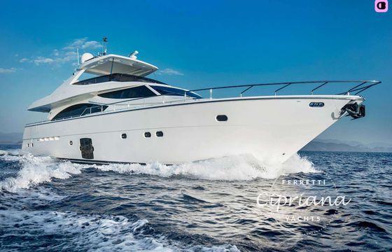 ferretti 830 hard-top