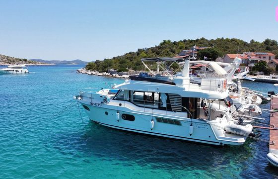 bénéteau swift trawler 41 fly