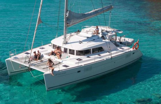 lagoon 440