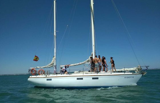 ketch 12