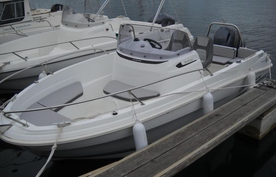 jeanneau cap camara 5,5