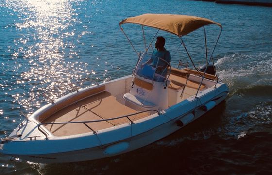 rent boat la spezia