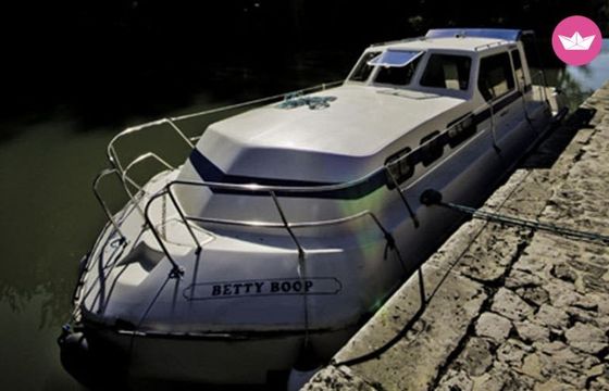 classic triton 1050