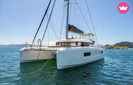 lagoon 43