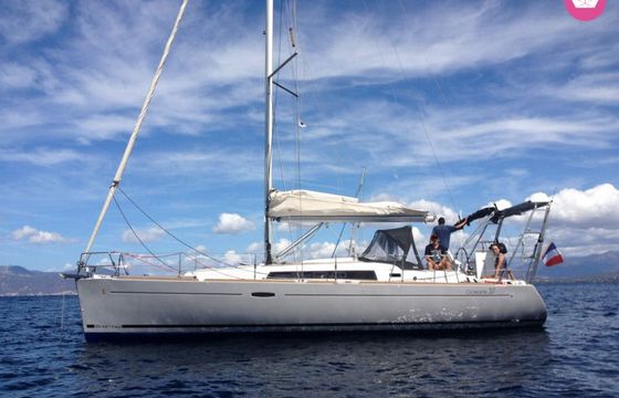 beneteau oceanis 37