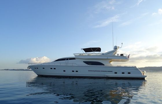 feretti 80 fly