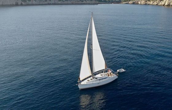 beneteau oceanis clipper 323