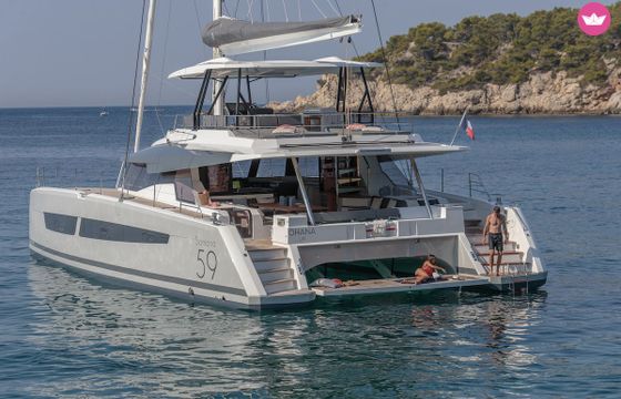 foutaine pajot samana 59