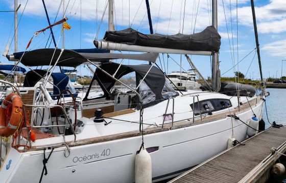 beneteau oceanis 40