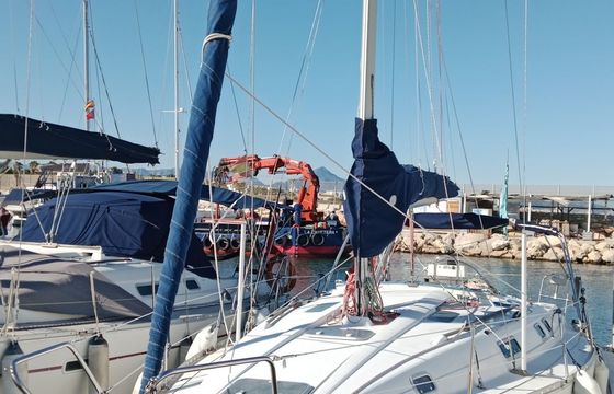 beneteau oceanis 351