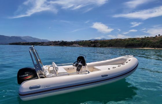 sub mar rib 560
