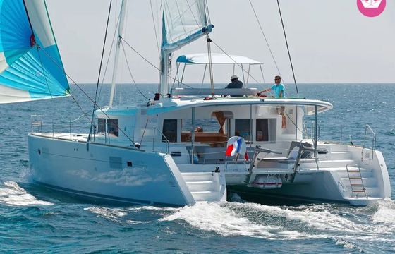 lagoon 450 fly-