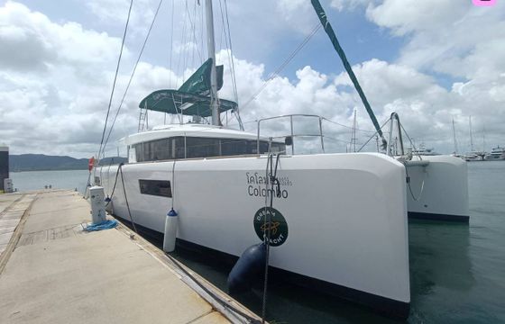 lagoon lagoon 52 f with watermaker &amp; a/c - plus