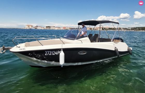 quicksilver activ 675 sundeck