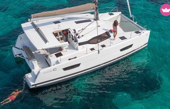 fountaine pajot lucia 40