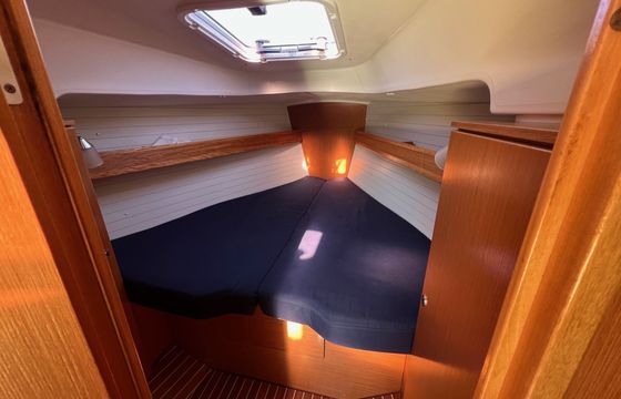 bavaria 35 cruiser