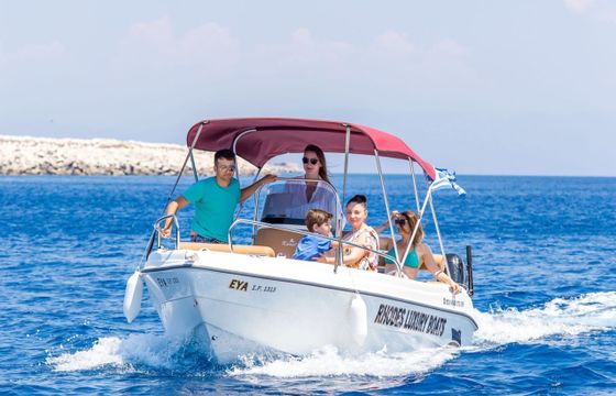 boat “eleni” karel paxos