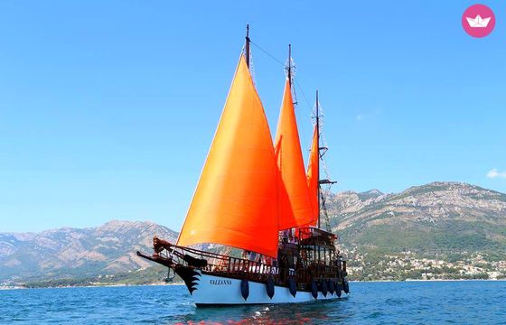 custom luxury old yacht