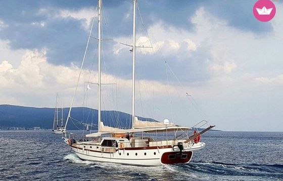 custom bui̇lt gulet
