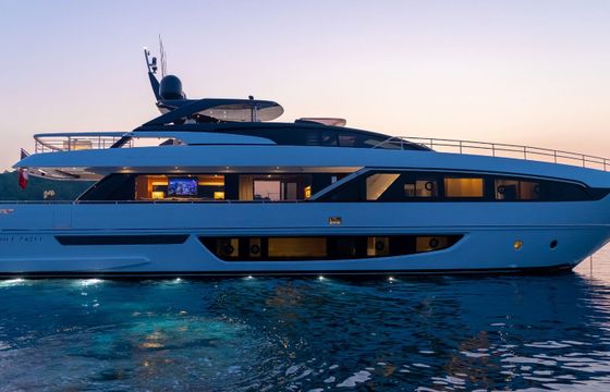 Riva 100 Corsaro Raph Seven II