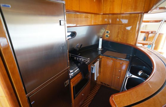 Azimut 68