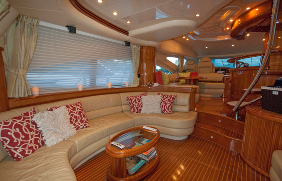 Azimut 68