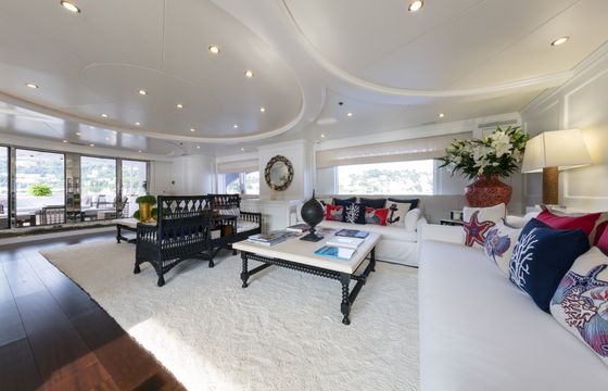 M/Y Bina