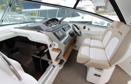 Sea Ray 35'