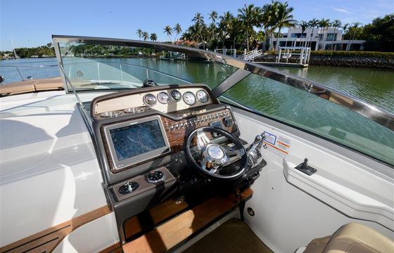 Sea Ray 35'