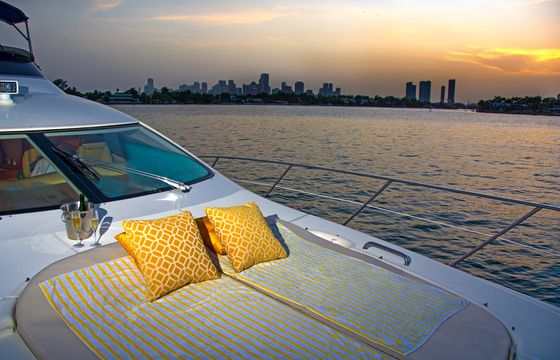 Azimut 68