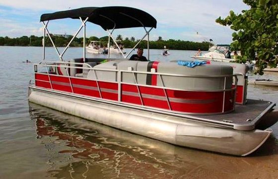 Bentley Pontoon 2016