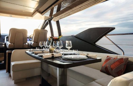 64 Azimut 