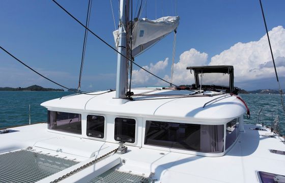 Lagoon 400s2 "Helios"
