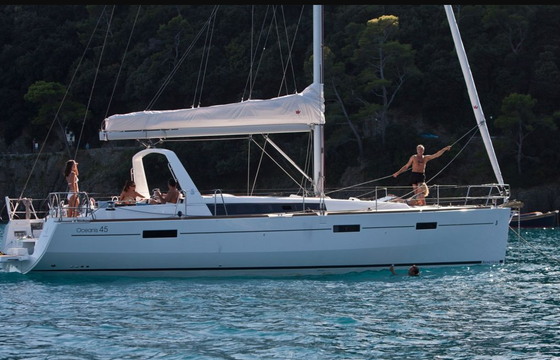 Beneteau Oceanis 45