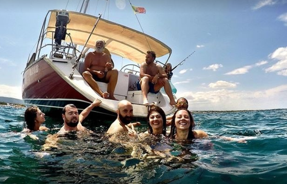 Vela yacht