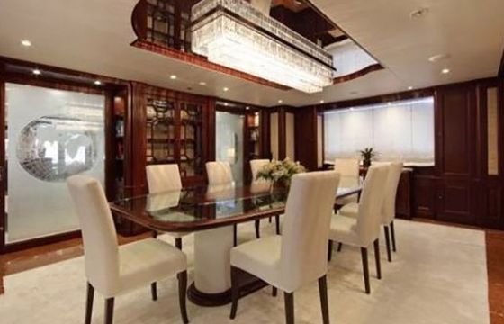 Benetti 50