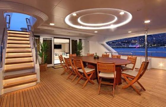 Benetti 50