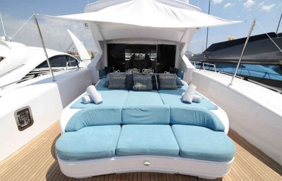 MANGUSTA 108