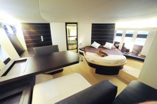 AZIMUT 68