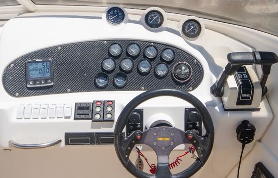 Hawk 32