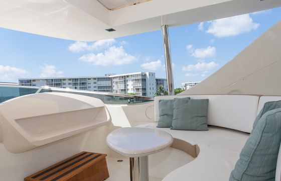 Azimut 116