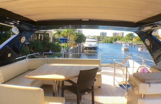 70 Azimut Flybridge 