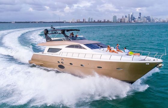 Uniesse 72
