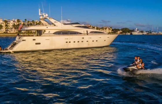 Azimut 100