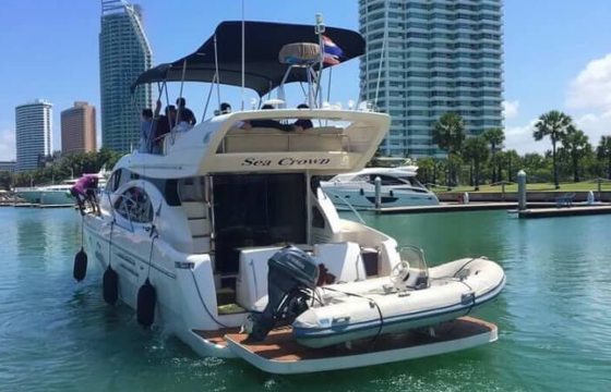 Azimut 46