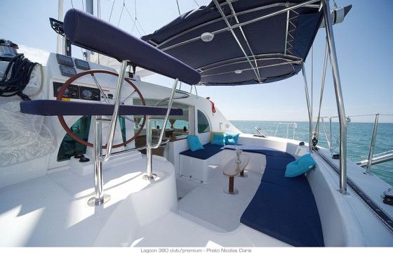 LAGOON 380
