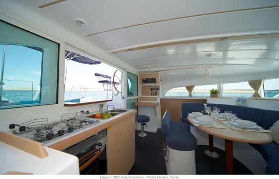 LAGOON 380