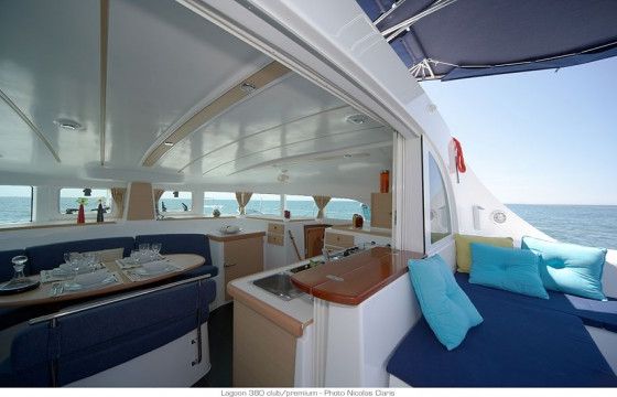 LAGOON 380